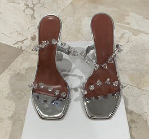 Scarpe stagione moda Amina Italia Muaddi Julia Sandali scorrevoli con punte in PVC trasparente Pantofole in vetro Julia
