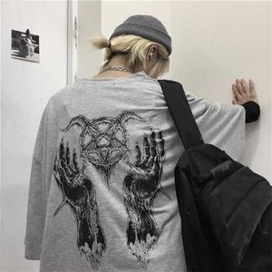 NICEMIX Kızlar HARAJUKU Gevşek Kısa Kollu Kadın T-Shirt Şeytan Yıldız El Baskı T Gömlek Mürettebat Boyun Lady T-shirt Top Tees 220321