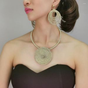 Brincos colar de colar artesanal Big Circular Pingnder Sets 2022 Jóias Africanas Conjunto de Jóias para Mulheres Colar Chokers UkMocarrings