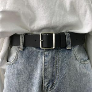 Bältesläderbälte för kvinnor fyrkantiga spänne stift jeans svart chic fancy vintage rem kvinnlig 404 bältesbältesbältes smal22