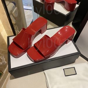 Designer Slippers woman Bright colored plastic high heels slides sneaker triple farfetch loafers boots trainers dress shoes sneakers with box