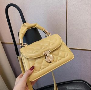 borsa firmata Borse a tracolla di lusso per donna 2022 Borsa a mano a catena piccola moda in pelle elegante tendenza a mano da donna