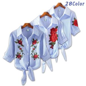جديد إمرأة التطريز بلوزة قميص بدوره أسفل قصيرة الأكمام الصيف الربيع القمصان شريط المتناثرة السيدات التطريز الأزرق شريط أعلى 210308