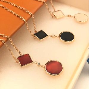 Fashion Jewelry Necklace Luxury Designer Women Pendant Necklaces With Flowers Pattern 3 Colors Optional With Box High Quality