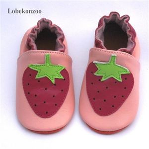 جميع الفصول تبيع طفلة الأحذية D 100 ٪ Soft Soled Leather Leather Baby First Walkers Infant Shoes LJ201214