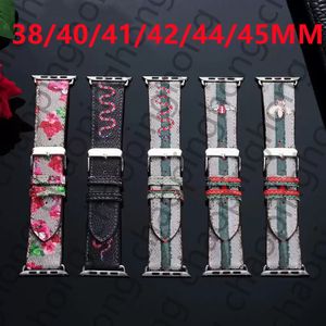 Luxury Designer Strap WatchBands Watch Band 42mm 38mm 40mm 44mm IWATCH 2 3 4 5 Bands Leather Bee Insect Armband Fashion Stripes Casdw