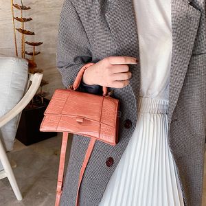 새로운 럭셔리 디자이너 이브닝 백 지갑 어깨 여성 shpping totes hasp purse 핸드백 미니 반 달 토트 광장 지갑 배낭 크로스 바디 백 핸드백 지갑