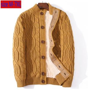 Мужские свитеры сгущенной плюшевой кардиганной курткой для кардиганной куртки Casual Compulate Compulate Mandarin Островая грудь с одной грудью плюс M-5xl 6xl7xl