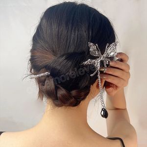 Fashion Hairpins Vintage Metal Liquid Butterfly Hair Stick per le donne Bacchette per capelli Donna tiara Accessori Ornamento