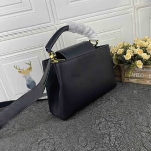 Kadınlar deri lüks çanta, yüksek kaliteli el çantası geniş omuz kayışları olmalıdırlar Interayer Flip Cover Portable Tasarımcı Lady Cross Vücut Para Çantası 27cm