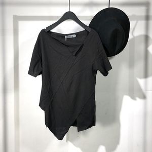 Homens camisetas T-shirt de manga curta Verão Dark Personalidade Collar Irregular Assimétrica Slit Design Moda