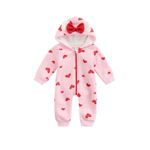 Newborn Casual Hooded Cotton Jumpsuit Toddler Love Letter Print Long Sleeve Zipper Romper With Bow 0-18 Months Autumn Winter G220517