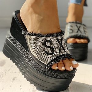 Karinluna Atacado Cristais Cunhas Salto Alto Lazer Verão Sandália Mulheres Sapatos Mulher Plataforma Mules Chinelos Y200423 GAI GAI GAI