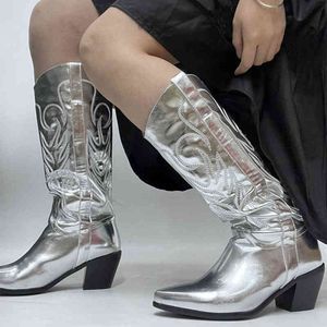 BootscowGirl Women Western Boots 2022 Brand Fashion Cool Cowboy Women Boots até os joelhos Botas de ótima qualidade Sapatos femininos confortáveis ​​G220813