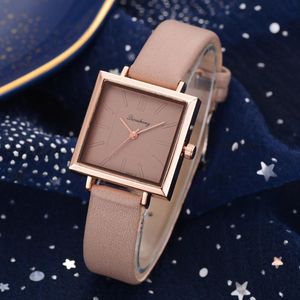 Wristwatches Square Rose Gold Watch Kvinna 2022 Simple Ladies Quartz Armbandsur PU Läder Womens Armbandsur Mode Montre Femme XFCS GIF