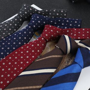 Полиэфир шелк 8см цветочный галстук с высокой модной клеткой для мужчин Тонкие хлопковые галстуки Мужчины