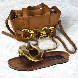 Chinelos Atacado Designer Chain Slide Mulheres Senhoras Sandálias de Cortiça Sapatos e Saco Conjunto Mochila Combinando SetSlippers