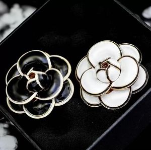 Cute Pins Brooches Camellia Big Flower Brooch Pins Woman Boutonniere Gift Jewelry Accessories