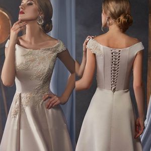 Elegant Tea Length A Line Mother's Dresses Scoop Neck Vintage Guest Wedding Party Gowns Lace Appliques Beaded Satin Evening Dress Mother Of The Bride Groom Dresses