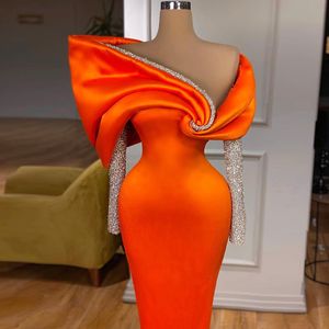 Bright Orange Mermaid Prom Dresses Sexy Bateau Neck Satin Sequins Long Sleeve Strapless Glitter Elegant Sweep Train Evening Formal Dresses Girls Gowns