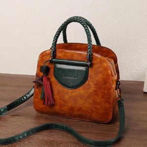 Kvällspåsar Johnature Versatile Fashion Oil Wax Leather Women Bag 2022 Leisure stor kapacitet handväska fast färg ladise axel