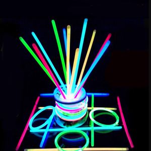 Dzieci Dorosły Luminous Glow Stick Z Złącza Party Fluorescencja Light Sticks Nowy Rok Koncert Party Dekoracja Rozwnawcza Rekwizyty 100 sztuk / Torba