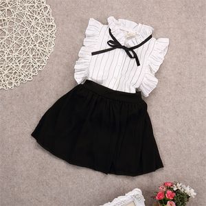 Niedliches Kleinkind, Kinder, Babys, Mädchen, Sommer, lässig, mit Fliegenärmeln, Tops, Röcke, 2-teilig, Outfits, Sets, Partykleidung für 2–7 Jahre, 220620