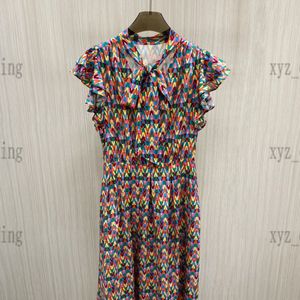 22SS dames geplooid shirt jurken zomer v thuis digitale print lint trompet mouw zijden jurk bezorgingsriem zoals afgebeeld dameskleding