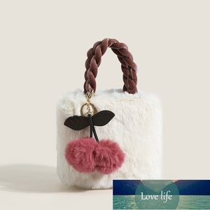 Nowy zimowy futrzany ramię Messenger Evening Bag Cherry Girl Plusz Super Cute Furry Wysokiej jakości styl