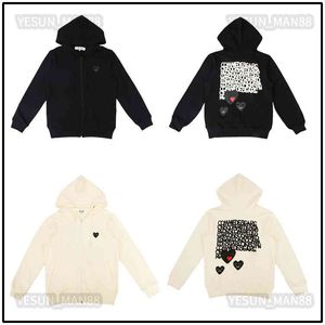 Designer Luxury Cdgs Classic Hoodie Autumn And Winter Fashion Play Love Printing Christmas Mens And Womens Couples Hooded Sweater CoatC6UL