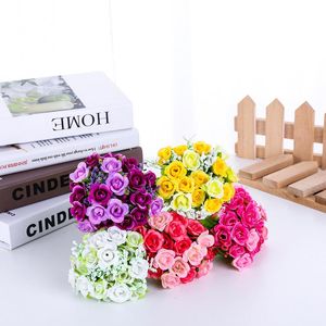 Ghirlande di fiori decorativi Testa Fiore artificiale Seta Tea Rose Piccolo bouquet Decorazioni natalizie per la casa Decorazione di nozze fai da te