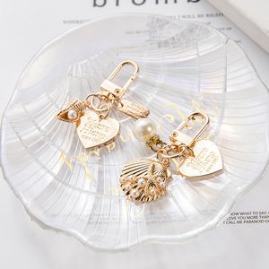 Keychains Charm Cute Love Letter Shell Conch Pearl Metal Golden Keychain lanyard Kit Girls Bag Charms Car Keyring Fashion Jewelry