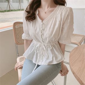 Haftowa koszula Summer Białe bluzki Kobiety Topy Femme swobodne kobiety pół rękawie dziewczęce bluzka lniana bawełniana koronka plus size 210308