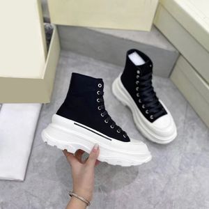 المصممين أحذية Luxurys Women Boots Classic Canvas Lace Up Sneakers Vintage Womens Casual Top Award Mashion Balck White 6cm High Canle Style Good Nice