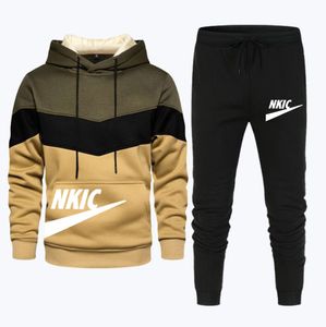 Mens Splice Tracksuit 가을 봄 자켓 + 스웨트 팬츠 2 개 세트 남성 캐주얼 남성 운동복 면화 Sweatsuit 브랜드 의류