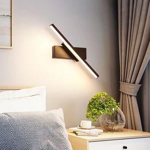 Lâmpada de parede LED Nórdica Modern Minimalist Bedroom Bedance Staircase Sala de estar Lâmpada rotativa