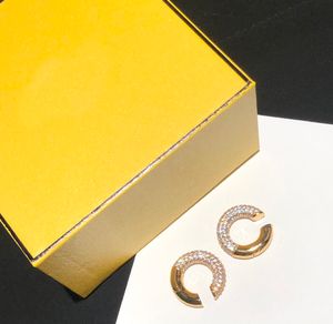 Brazalete Del Oído al por mayor-Ear Bones Clip Pendientes de diamantes Diseñadores para mujeres Joyas Luxurys Pendientes de aro de oro de alta calidad con caja R