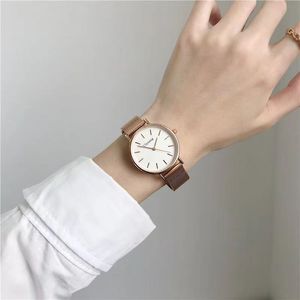 Orologio da donna retrò impermeabile, tendenza, moda, nicchia, catena, cintura a maglie, orologio, studentessa, versione coreana, temperamento semplice, stile llklh