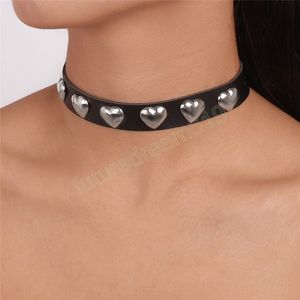 Hiphop svart pu läder bälte form choker halsband för kvinnor hjärtstjärna klavikelkedja flicka smycken