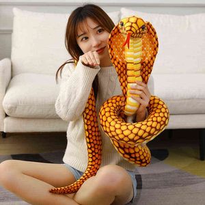 CM Symulacja węży przytulanie gigantyczne boa cobra długie zwierzę węża Plushie zabawni trudni przyjaciele Halloween Dzieci Prezent J220704