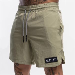 Schnelle Trocknung Sportshorts Männer atmungsaktives Training Fitness Sommerschweiß absorbieren lässige Outdoor Fünf -Punkte -Hosen 220715