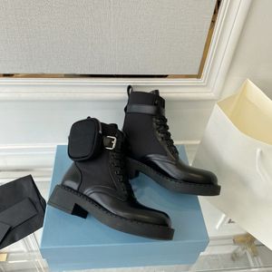 2022 neue Martin-Stiefel mit dicken Absätzen, Damen-Arbeitsschuhe, schmale Schnürstiefel aus Leder mit dicker Sohle und schmaler Taschentasche im britischen Stil