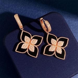 Fyra Leaf Clover Stud Earring Designer smycken Guld Silver Silver Mother of Pearl Green Flower Earring Link Chain W 149