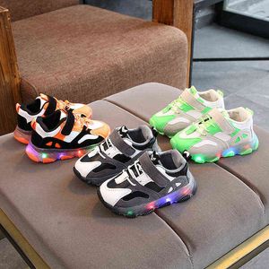 Storlek 21-30 Barn ledde sneakers med lätt sulbarn för barn ledde lysande skor för flickor som glödde upplysta skor för barnpojke G220517