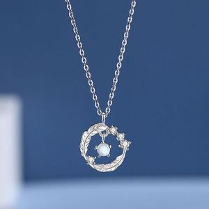 Pendant Necklaces Silver Necklace For Women Moonstone Jewelry Luxury Fashion Choker All-match Clavicle ChainPendant