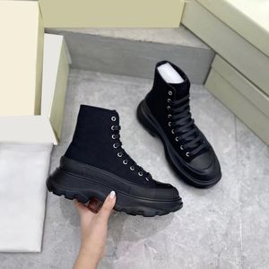 Designers Shoes Luxurys women boots classic canvas Lace Up Sneakers Vintage womens casual Top Quality Shoe fashion balck white 6cm high Ankle boot style very nice