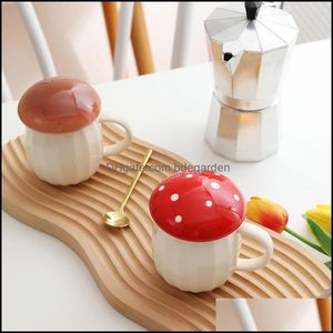 Mokken Drinkware keuken eetbar huizen tuin mode schattige cartoon champignon champignon beker met deksel keramiek koffiemok creatief hand p dhfmj