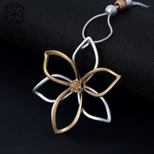 Pendant Necklaces Korean Unusual Flower Colar Necklace Fashion Suspension Pendants Costume Jewelry For Women 2022 Vintage Goth Accessories T