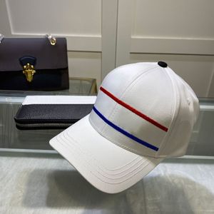 Klasyczne litery haftowe czapki kulkowe letni designerka słoneczna dla męskich kobiet sportowa czapka 4 sezon Casquette czarne białe czapki plażowe wysokiej jakości