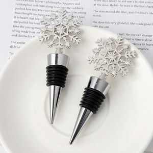 New Winter Wedding Favors Silver Terminou Snowflake Wine Stopper com pacote simples Pacote Ferramentas de bar de festas de Natal